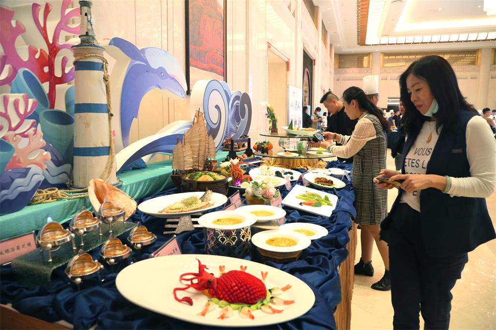 连云港市第五届餐饮文化博览会开幕1.JPG