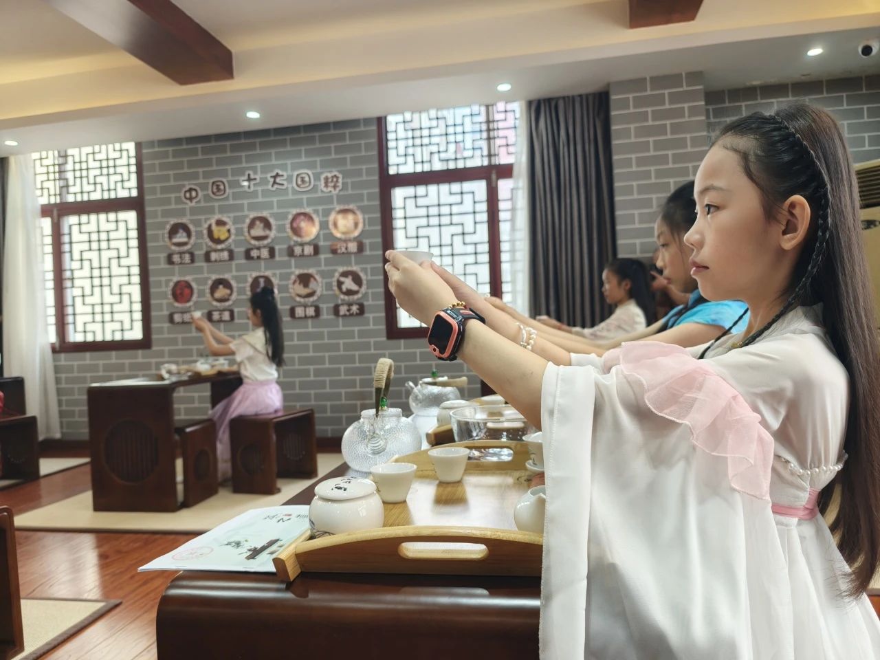 1722495620135161.jpg 墟沟.jpg