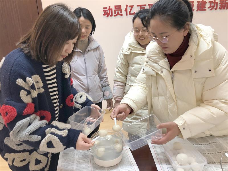 1739347828500376.jpg 5.jpg